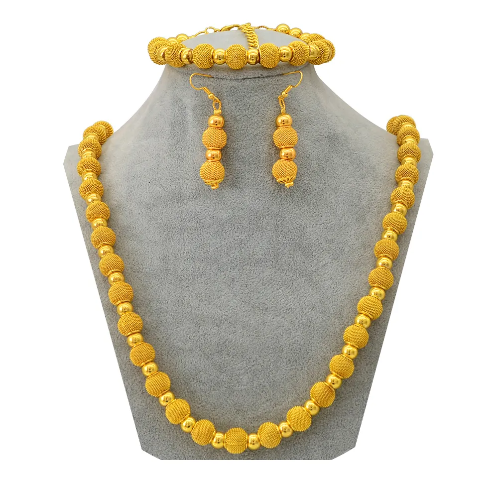 Anniyo color beads best sale jewellery