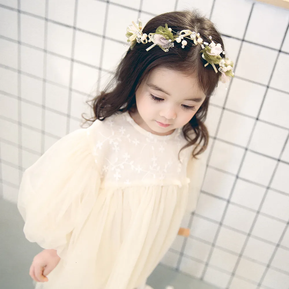 Flickans klänningar Babyklänningar Autumn Children's Dresses Girls'dresses With Flowers Garn Tulle Puffy Sleeve Jasmine Princess Party 230508