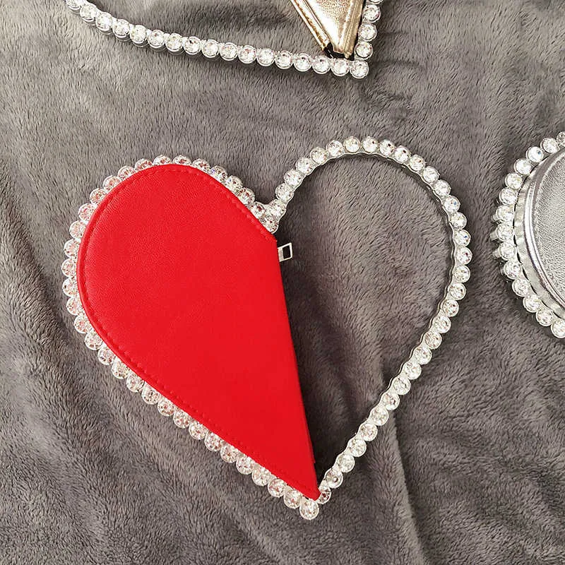 Borse a mano per donna Designer di lusso a forma di cuore Pochette con diamanti da sera per borsa a mano da banchetto con manico in metallo 230509