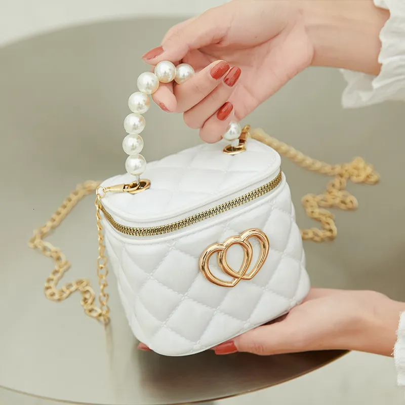 Pvc handbags wholesale top