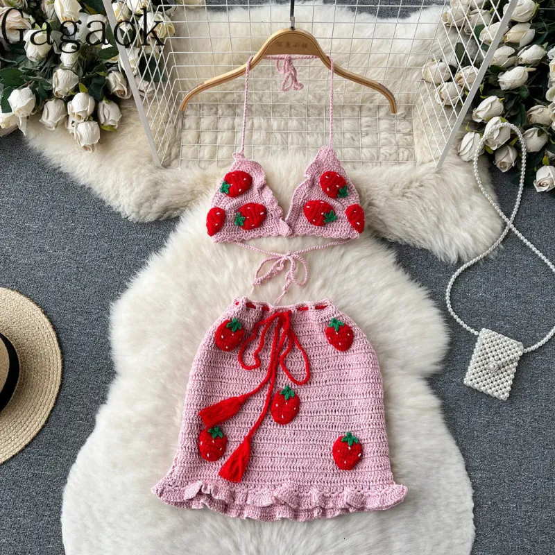 Two Piece Dress Gagaok Summer Travel Set Fashion Threedimensional Backless Flower Hanging Neck Vest Bodycon Skirt Suit 230509