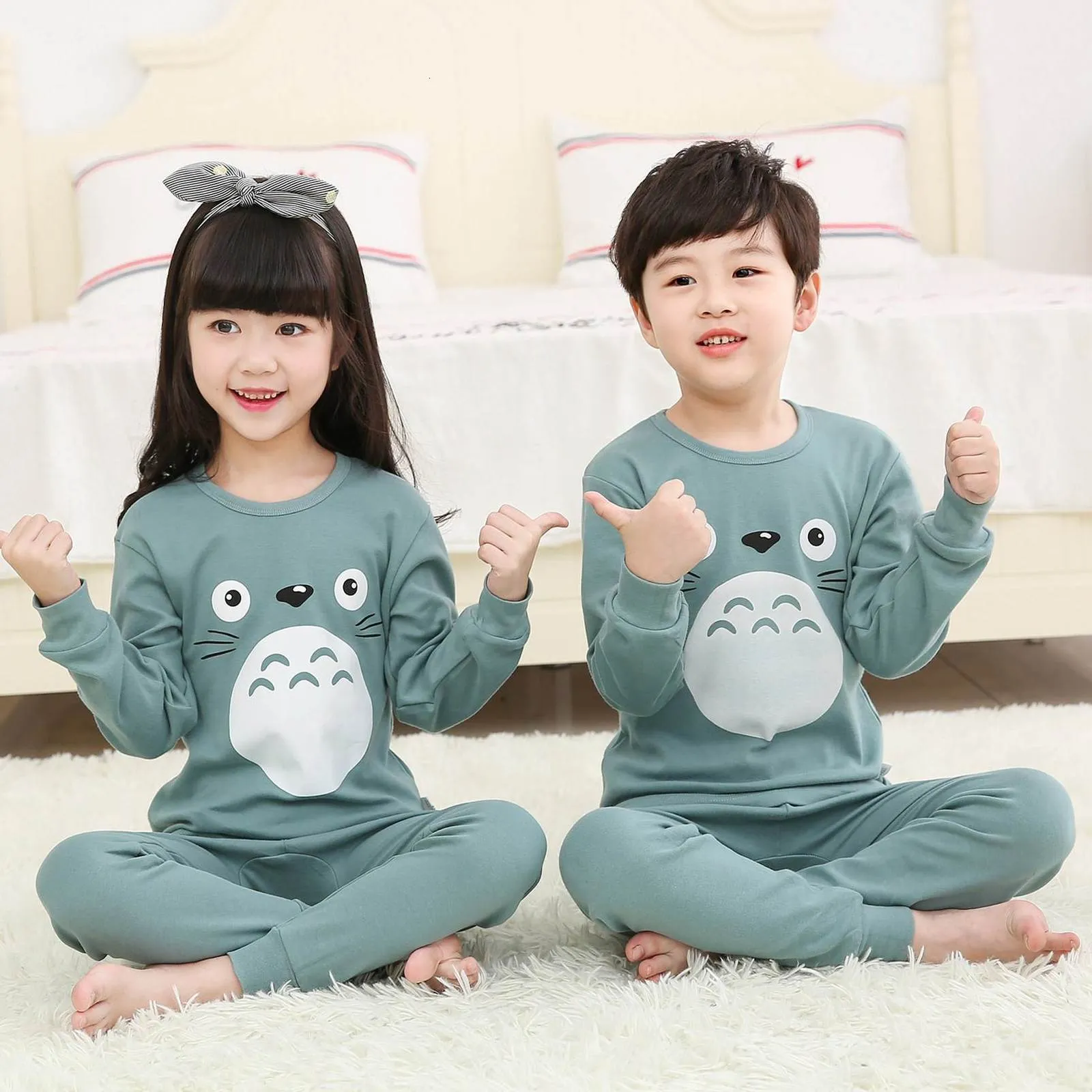 Pijama crianças pijamas garotos Totoro Cotton Roups Set Cartoon Sleepwear Pijamas para meninas para crianças roupas de bebê pijama 230509