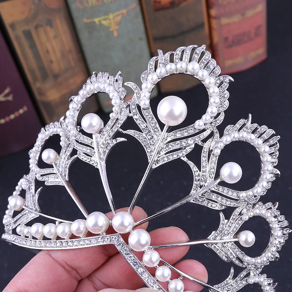 Wedding Hair Jewelry Round Adjustable Crystal Tiara with  display picture 1