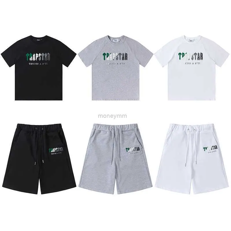 Designer Fashion Clothing Tshirt Tees Trapstar Green White Towel Embroidery Trend brand Mens Womens Loose Summer Short Sleeve Shorts Set Luxury Casual Streetwear T