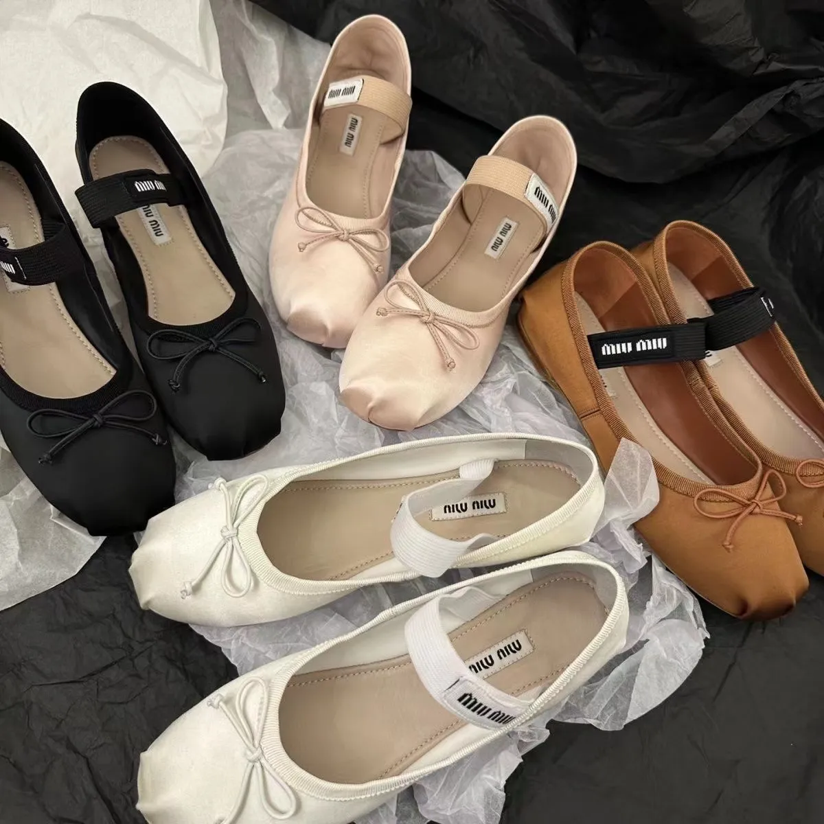 Miui Professional Fashion Ballet shoes Designer LUXURY Paris Dance Shoes Satin ballerinas mm Platform Bowknot Shallow Mouth Single Shoe flat sandals