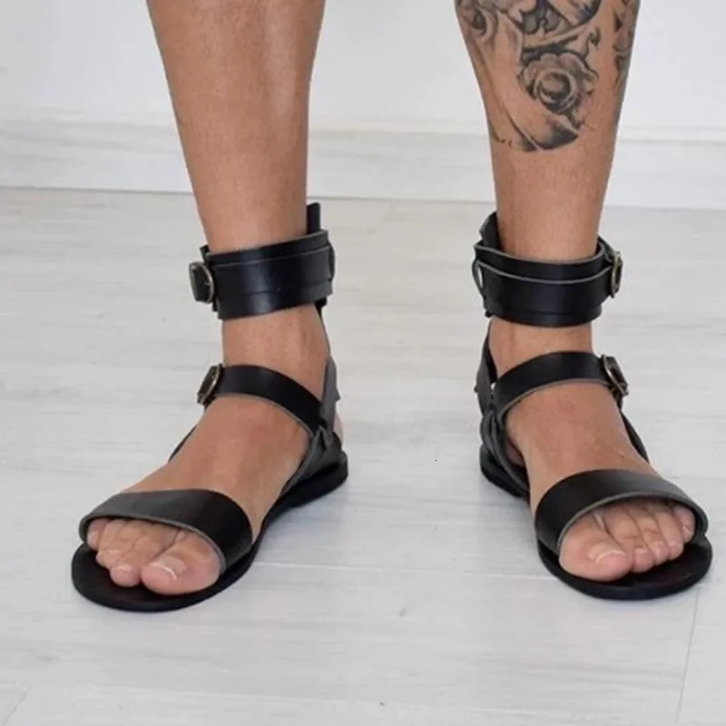 Sandalet erkek pu deri slipon sıradan gladyatör ayakkabıları erkek moda İngiliz tarzı nefes alabilen zapatos de hombre boyutu 3848 230508