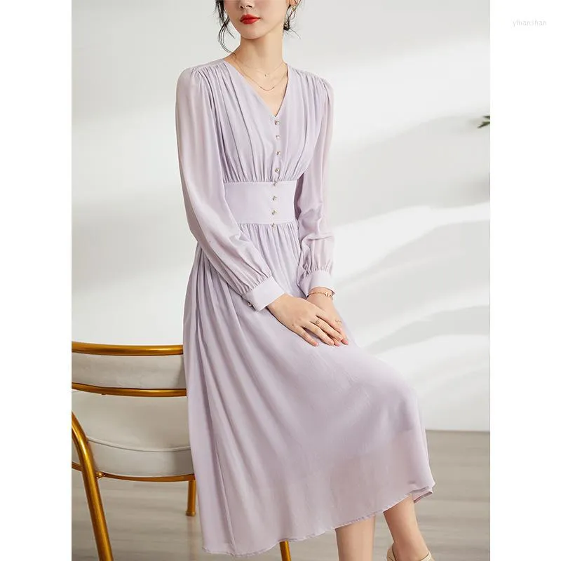 Robes décontractées élégante robe en soie violette féminine à manches longues mûrier a-ligne français col en v taille haute grande jupe évasée