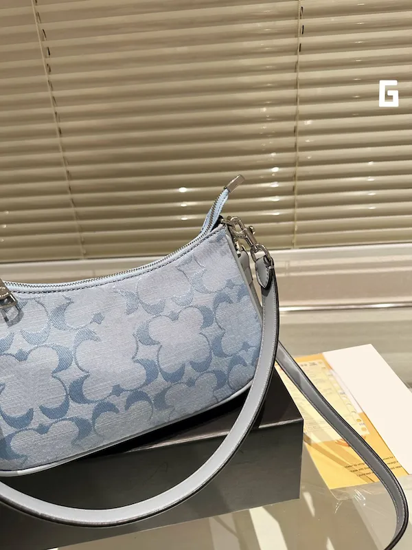 Small handbags on sale new arrivals