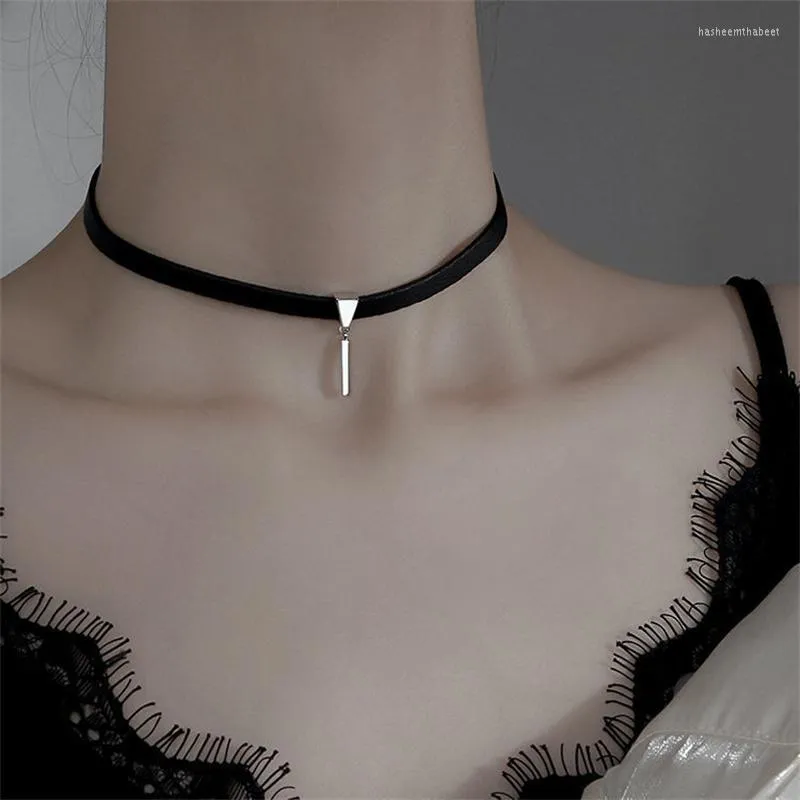 Collares colgantes Geométrico Cuerda negra Cadena de clavícula Temperamento Collar simple para mujeres Niñas Fiesta Joyería Citas diarias