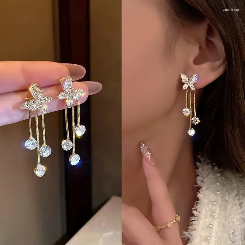 Bengelen oorbellen Koreaanse mode prachtige vlinder oorbel voor vrouwen glanzende strass lange tassel waterdruppel bruiloft sieraden