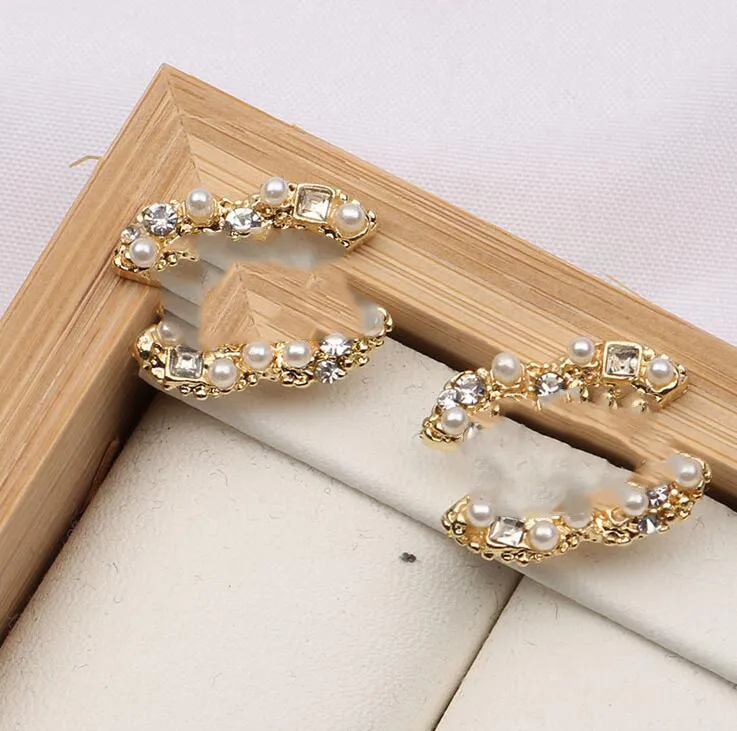 18K Altın Kaplama Marka Tasarımcıları Mektuplar Stud Clip Klasikler Geometrik Kadın Kristal Rhinestone İnci Küpe Düğün Partisi Hediye Takı 20 Stil