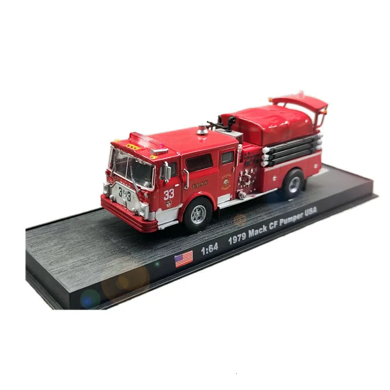 Diecast Model Diecast Car Model Toys 1979 Mack CF Pumper Fire-Engine gegoten metaal 1/64 Schaal Azere voertuig speelgoed voor cadeau Kids Boys Decoratie 230509