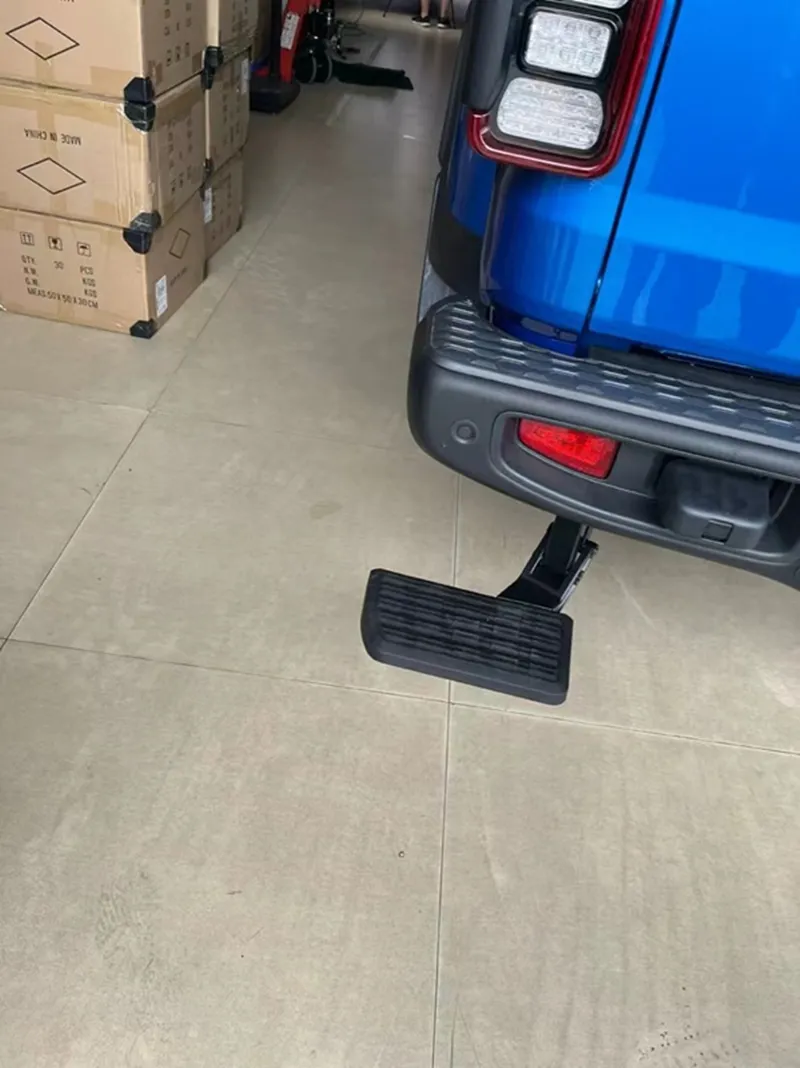 Lämplig för Jeep Jeep Wrangler Pickup Gladiator Bakre dörrfällbar pedal JT dold bakre stötfångare pedal