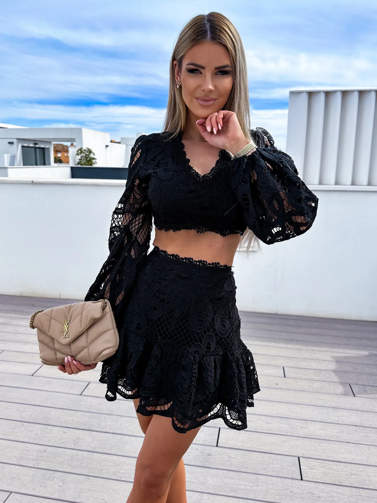 chinese dress ladies Unsutuo Wedding Lace Crop Top Shirt Evening Dress Floral Slim Fit Women's  Long Sleeves Blouse for Women and Girls White at Amazon Women's Clothing  store main image 0