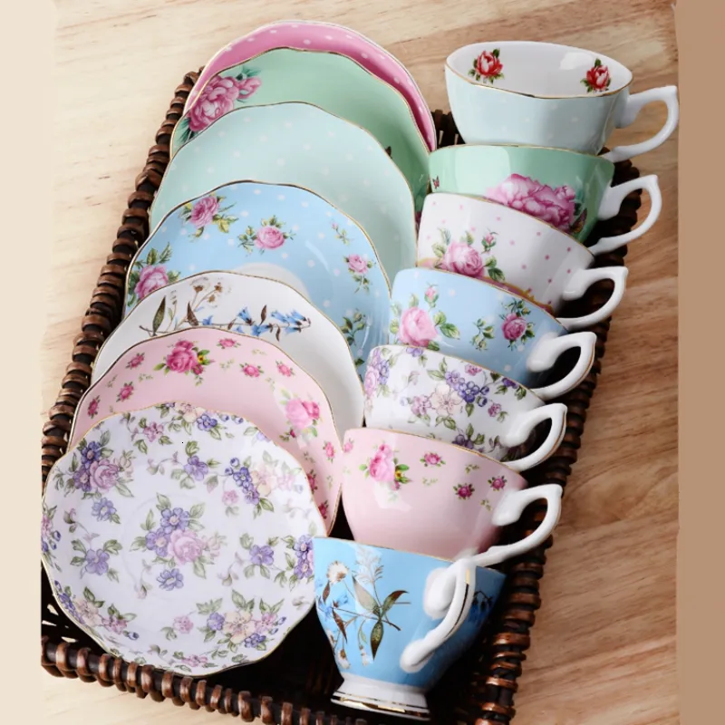 Herramientas de té y café, taza de porcelana de hueso, juego de platillo y cuchara, vajilla de la tarde en inglés, porcelana de 170ml y para 230508