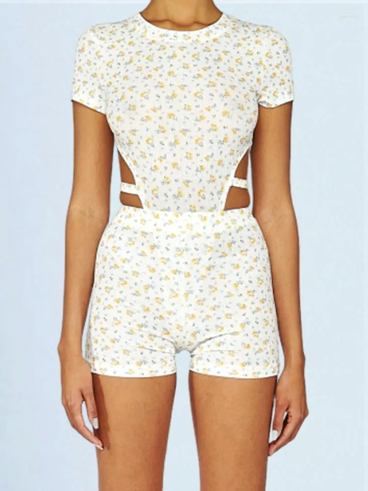 Kvinnors spårdräkter Kvinnor Floral Estetic Y2K Tvåbit Set Short Sleeve Cut Out Bodysuit Top Bodycon Shorts Summer Sexig Retro Retro