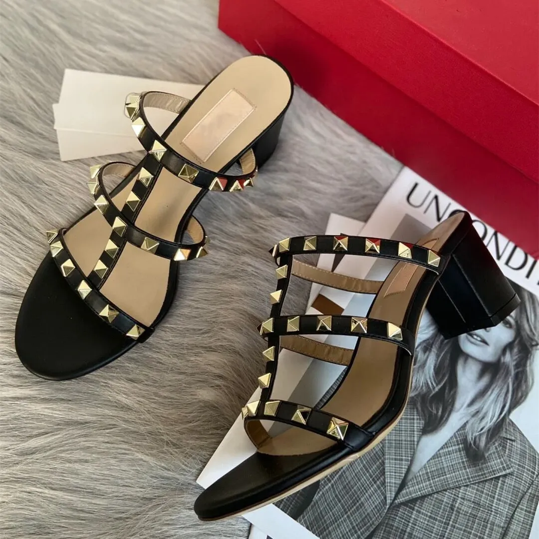 Designer Brand Sandals Summer High Heels Peep Toe Rivets Slippers Soft Leather 6cm Thick Heel Nude Black Gold Casual Shoes with Dust Bag 35 44
