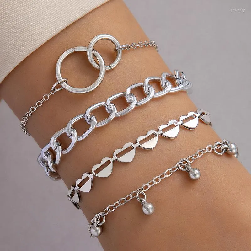 Cavigliere Stile punk Scavato Amore Combinazione Bracciale a quattro strati Nappa con goccia d'acqua Set multistrato