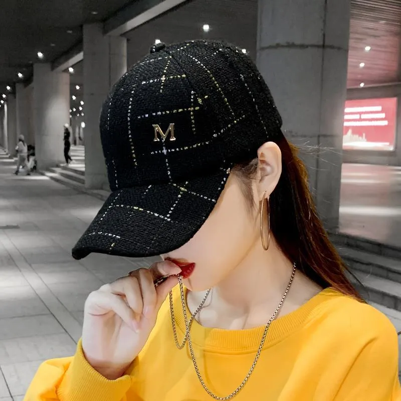 Nieuwe veelzijdige mode Fashion M Letter Flow Ya Tongue Hat Dames Round Face Big Face Baseball Hat