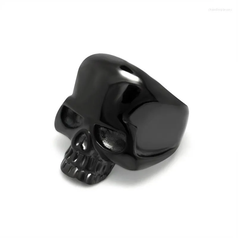 Pierścienie klastra S7 Ring Man Vintage Skull Modna osobowość Domina Dominant Titanium Steel Spot hurtowa sa885