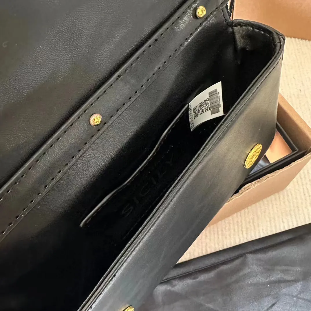 Aaa quality handbags shop