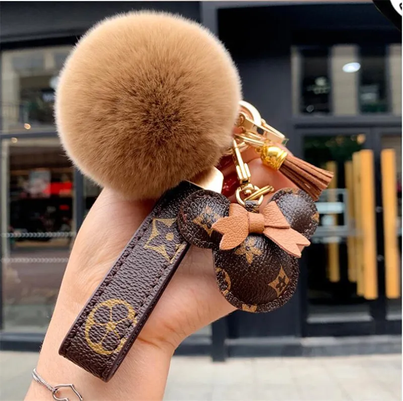 مصمم مفتاح Bear Bear Mouse Head Leather Fur Ball Bendant Key Chain Bow Car Car Pendant Metal Fashion شخصية إبداعية لطيفة