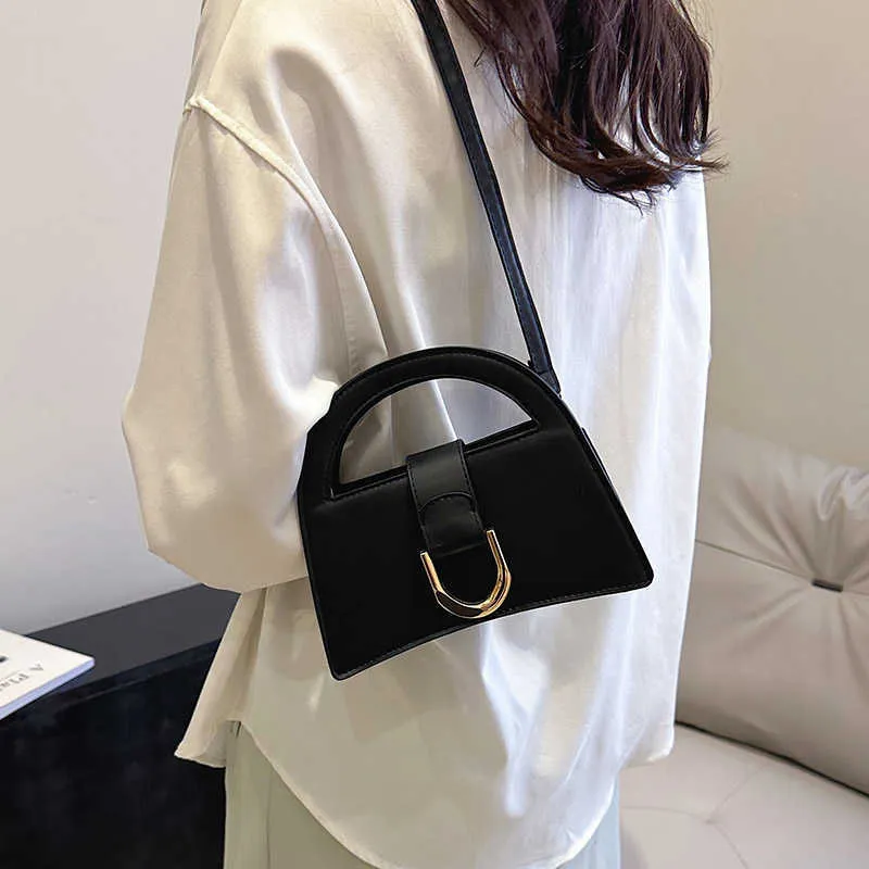 Bolsos De Hombro Color Solido Lado De Moda Para Mujer 2023 Nuevo En Tendencia Disenador Pequeno Bolso Cruzado De Cuero Bolso De Mujer Y Bolso 230426 De 24 34 DHgate
