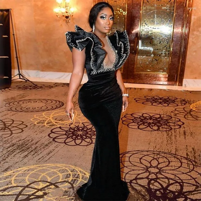 Black dresses for formal events online