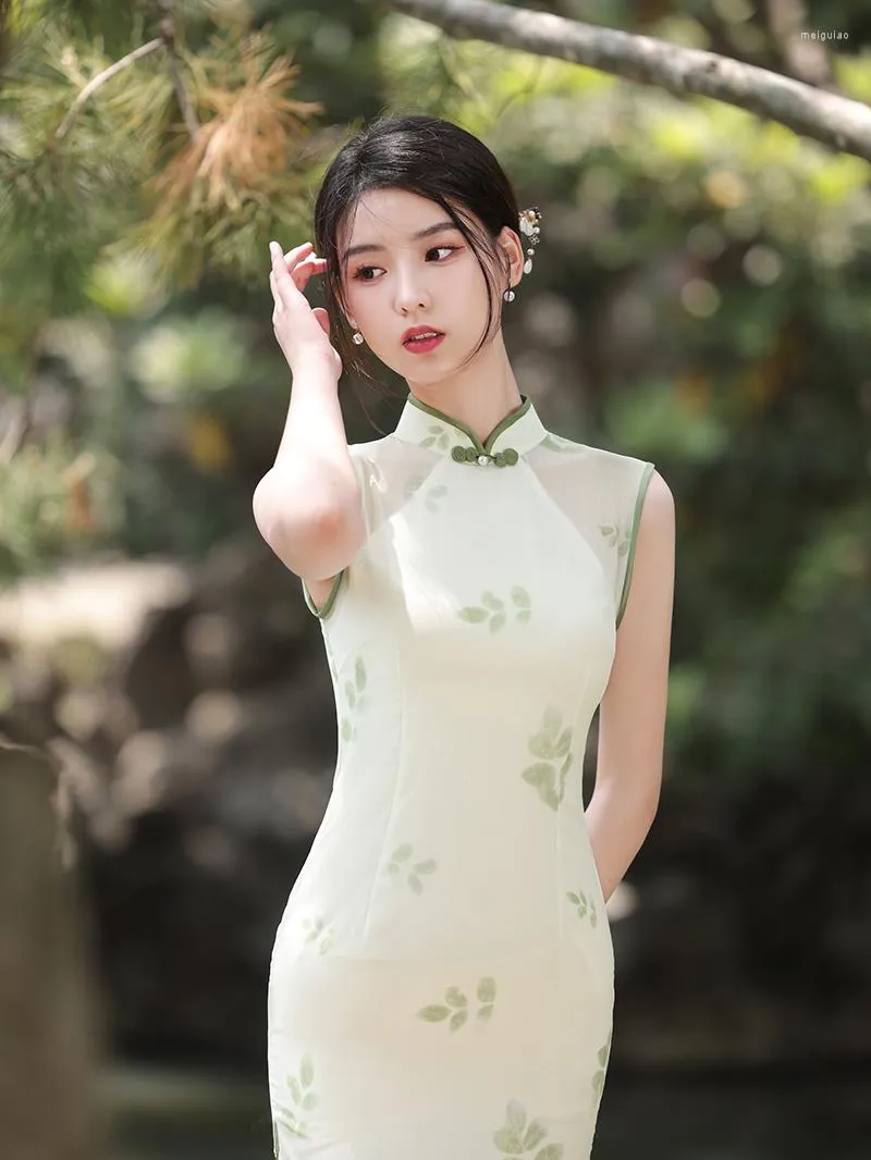 Abbigliamento Etnico Di Alta Qualita Giovane Alla Moda Moderna Signora Cheongsam Cinese Tradizionale Abito Nazionale Abbigliamento Estivo Senza Maniche Tutti I Giorni Da 33 13 DHgate