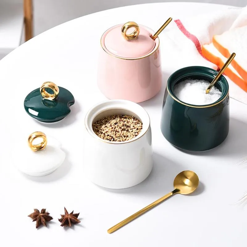 Opslagflessen Europese creatieve keramische kruiden Jar Sugar Bowl 3 -delige set keukenbenodigdheden huishoudelijke zoutdoos met deksel en lepel