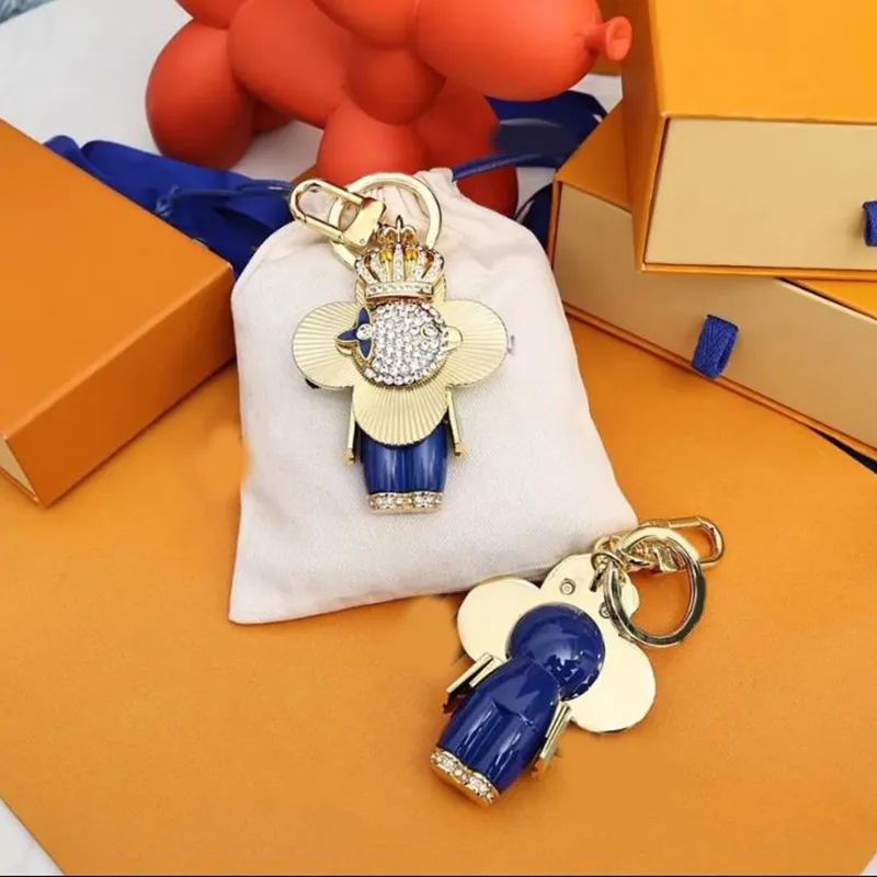 Fun Design bag charms luxury designer couples keychain New Sunflower Keyring Pendant Cute Panda key holder Fashion accessories for women men
