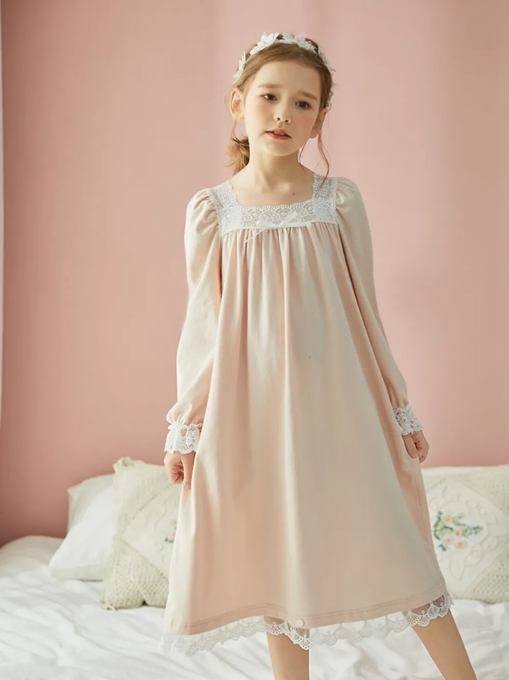 Girls Pink Princess Sleepshirts Royal Style Lace Square Neck Nightgowns Vintage Toddler Kids Nightdress Sleepwear