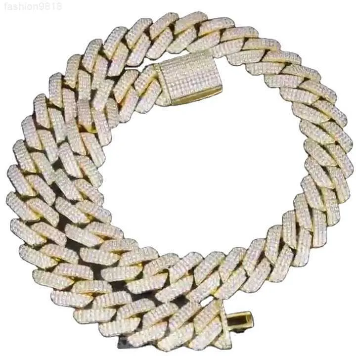 Custom Mens Fine Tauco Chain 18 22mm VVS Moissanite Diamond Cuban