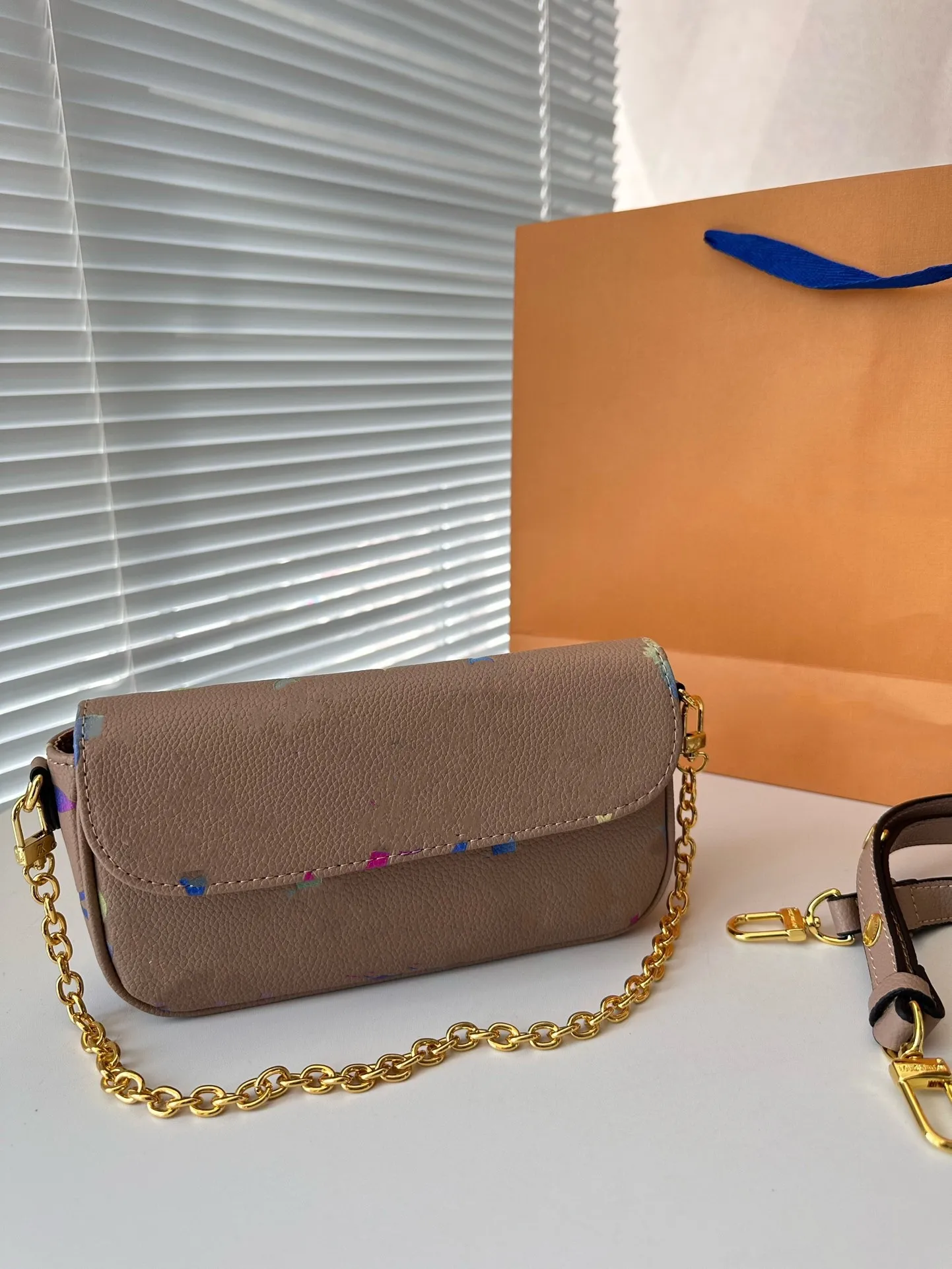 Fashion Luxury Diane Bag Louiseitys Vuttonse Famous Designer Bag Bag Bag de Hands Saco de Bola de Handal
