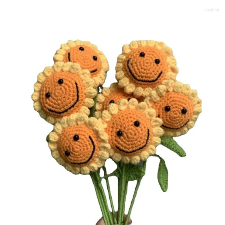 Dekoratif Çiçekler El Knited İplik Tığ işi gül ayçiçeği papatyası Daisy Lale Yapay Buket Sevgililer Günü Hediye Ev Dekor