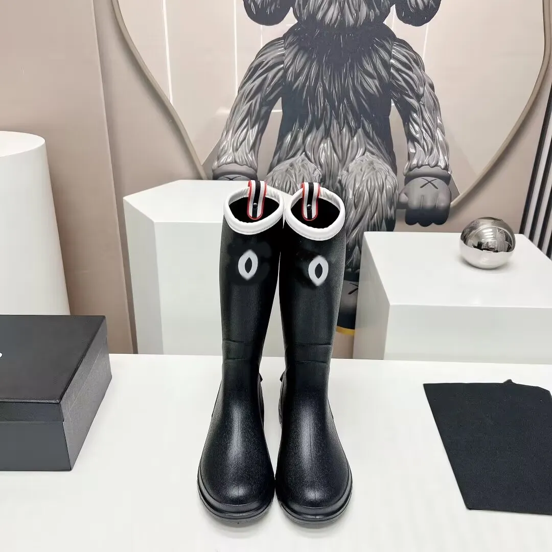 Crocs women s store jaunt rain boots