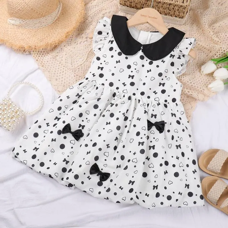 Flicka klänningar flickor klänning 2023 sommar koreansk version av liten docka hals vit ärmlösa 2-7 år gamla barn för