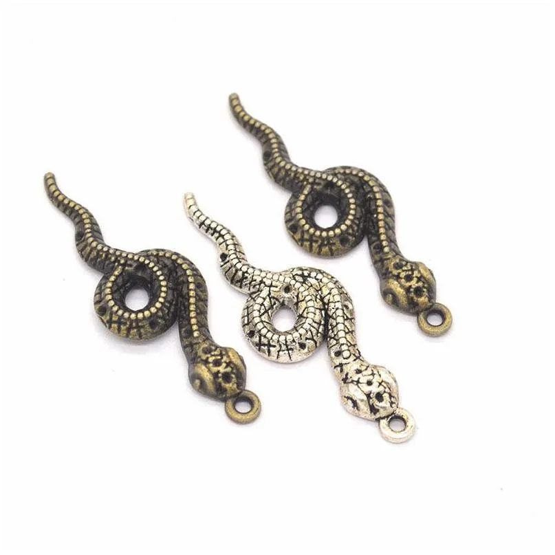 Charms 100 st /Lot Snake Pendant 47x15mm Antik Sier Bronze Bra detaljer för Craft Drop Delivery Smyckesfyndkomponenter DHP8U