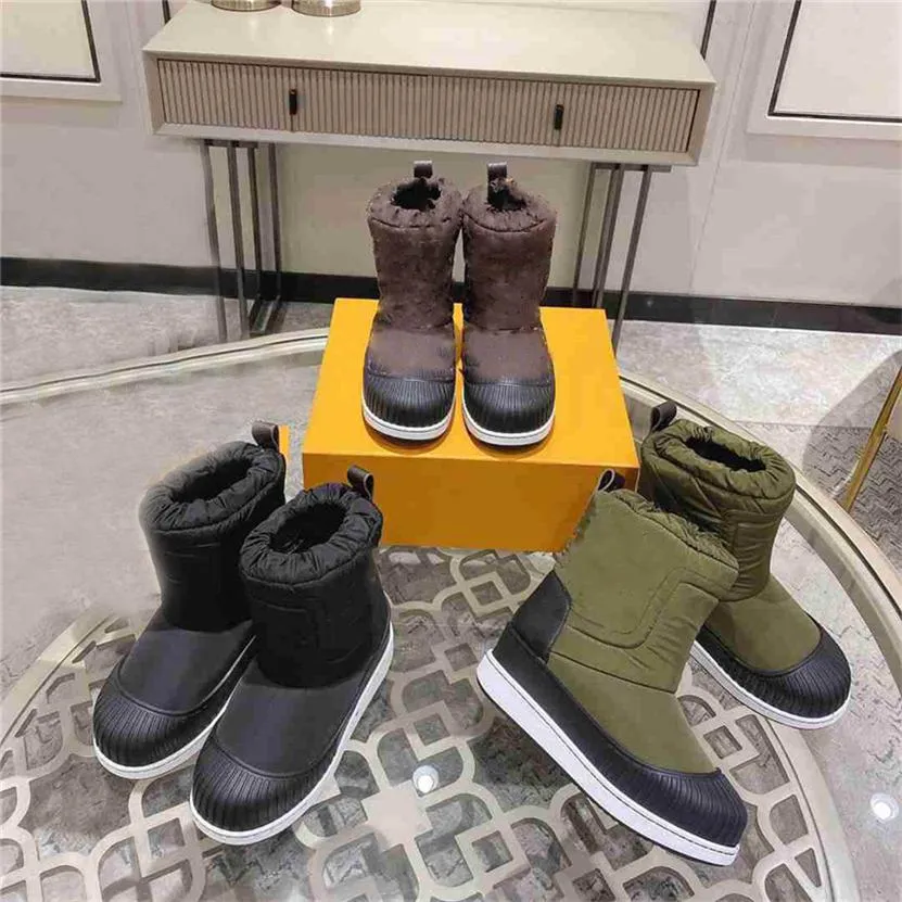 Flat half store boots