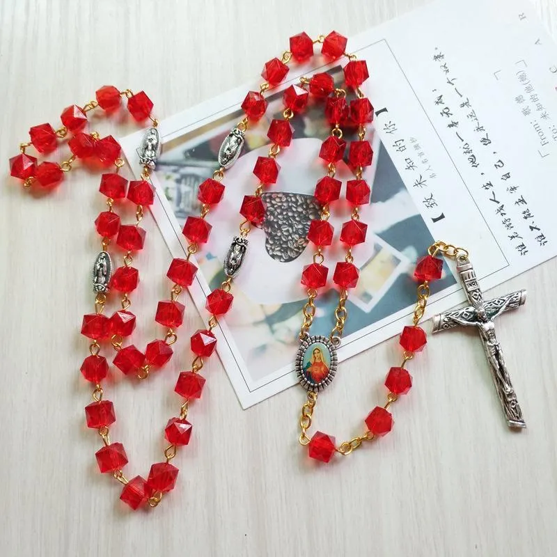 Pendentif Colliers Rouge Acrylique Perles Strand Collier Vintage Croix Chapelet Pour Hommes Femmes Religieux Bijoux CadeauxPendentif