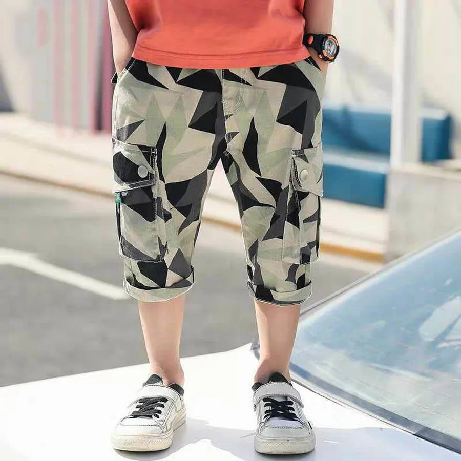 Pantalon corto camuflaje niño sale