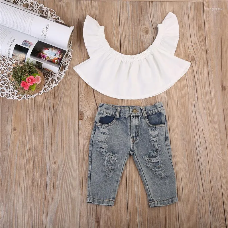 Kledingsets 2023 Zomer baby peuter babymeisjes Fashion Off Schouder Tops en denim broek gat jeans outfit kleding