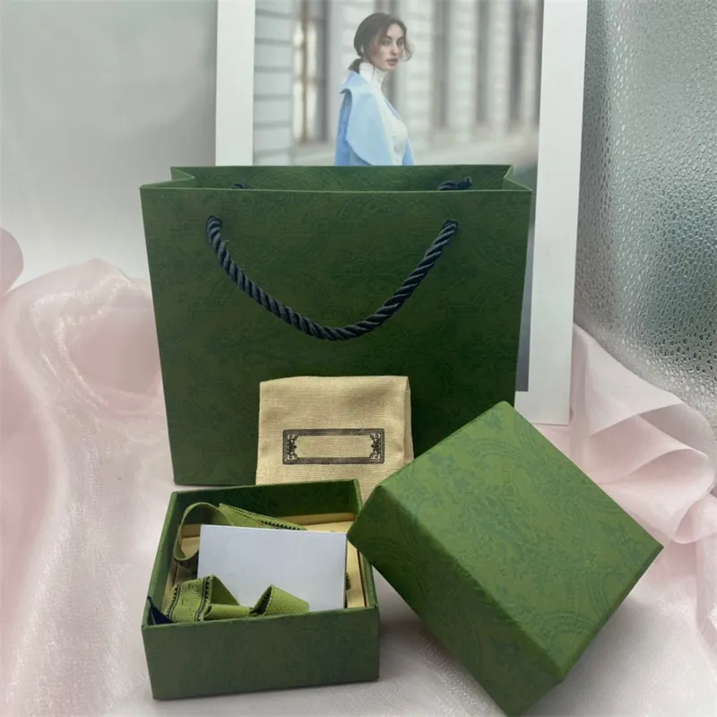 Exquisite luxuriöse Schmuckschatulle verschiedener Marken Halskette Armband Brosche Ohrringe Paar Ringe Damen Herren Geschenkverpackung Boxen Taschen Set