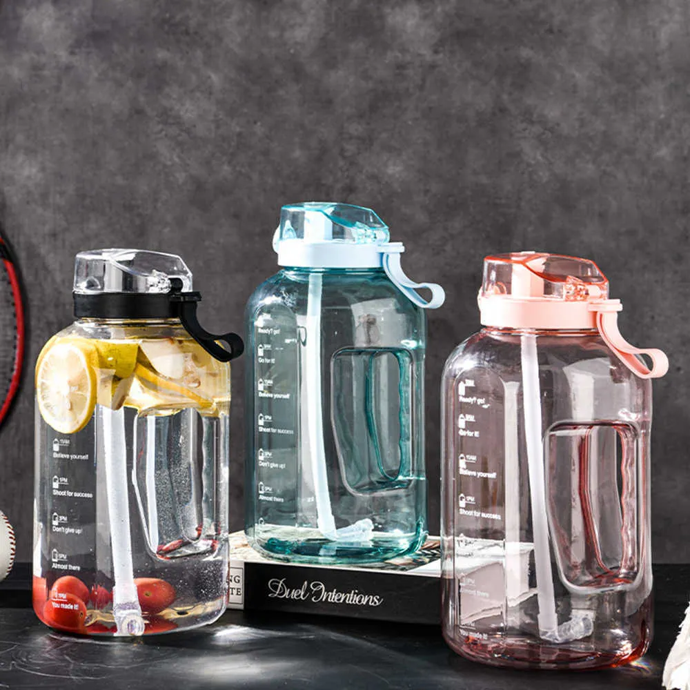 1 Gallon Tritan Water Bottle BPA Free Plastic Kettle with Straw Type Flow  and Handgrip 2.2 Liter (2500ML) Capacity