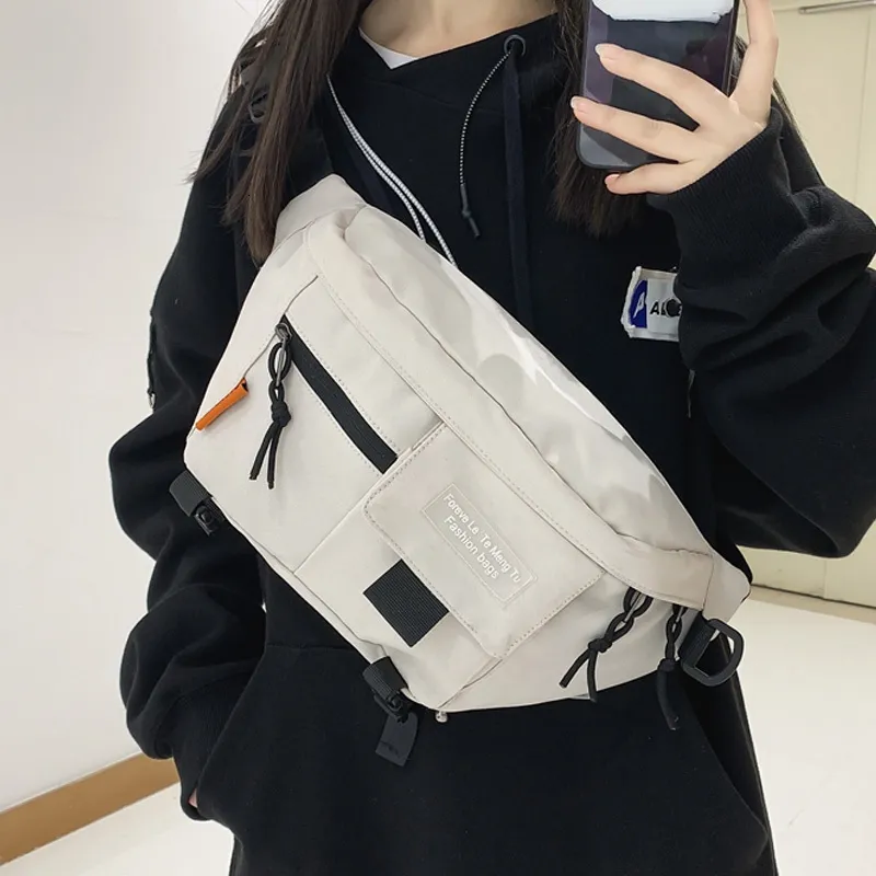 Fanny pack on chest trend hot sale