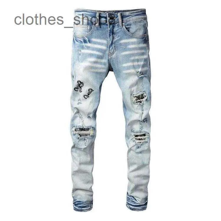 Jeans de designer Jean Amirres Denim Hommes Pantalons 2023 Vêtements pour hommes Version coréenne de la mode High-Street Patch Micro Élastique Lettre Brodée Hommes 0BS1