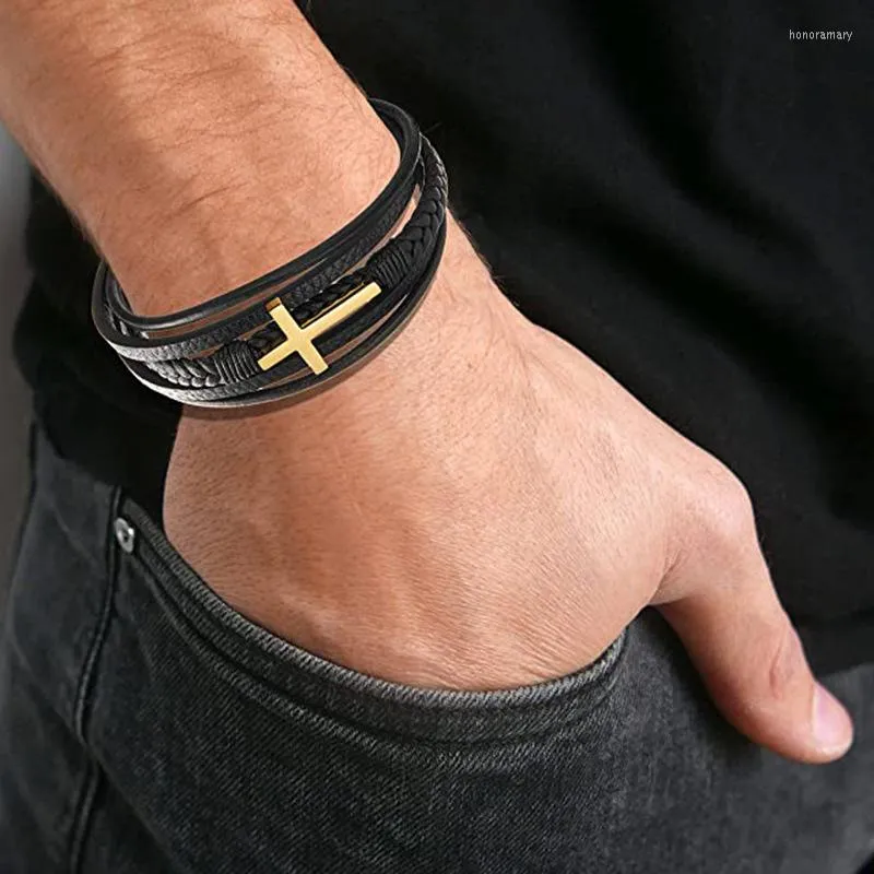 Bracelets de charme 2023 Luxury Multicolor Cross Design clássico Pulseira de couro inoxidável de aço para homens 21 cm Escolha Bonitos presentes de Natal