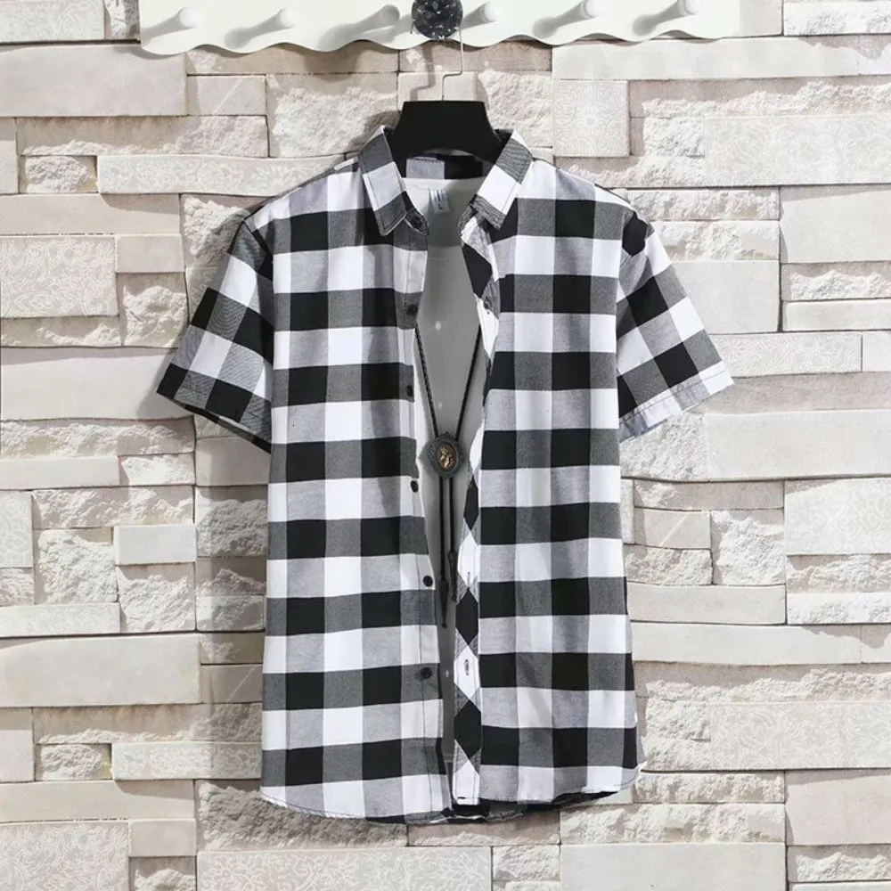 Men's Casual Shirts Short - sleeved handsome teenagers fashion casual baggy check inch men's coat 230511