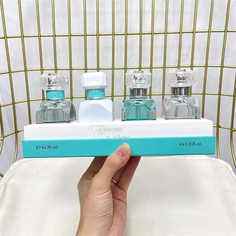 여자 향수 30ml 4pcs 세트 오아 드 파럼 긴 냄새 EDP 여성 쾰른 스프레이 4 in 1 키트 향기 선물 상자