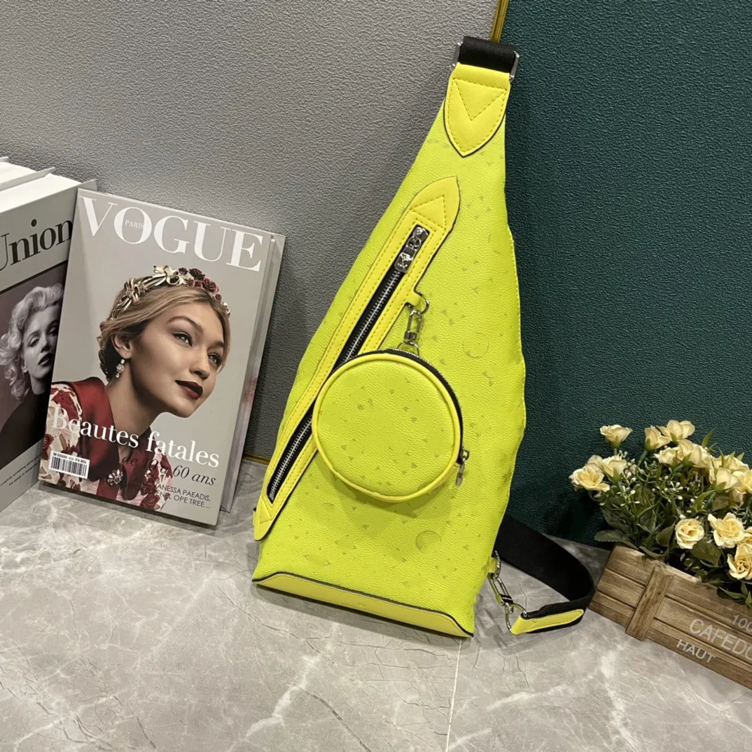 コインポーチ付きの女性デザイナーPUレザークロスボディスリングバッグ 花柄、ミニサイズ、カジュアル旅行デイパックを￥9,254 | DHgate